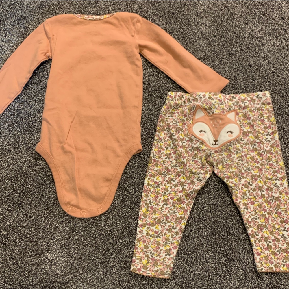 Carter's 9 Piece Bundle - Picture 5 of 16